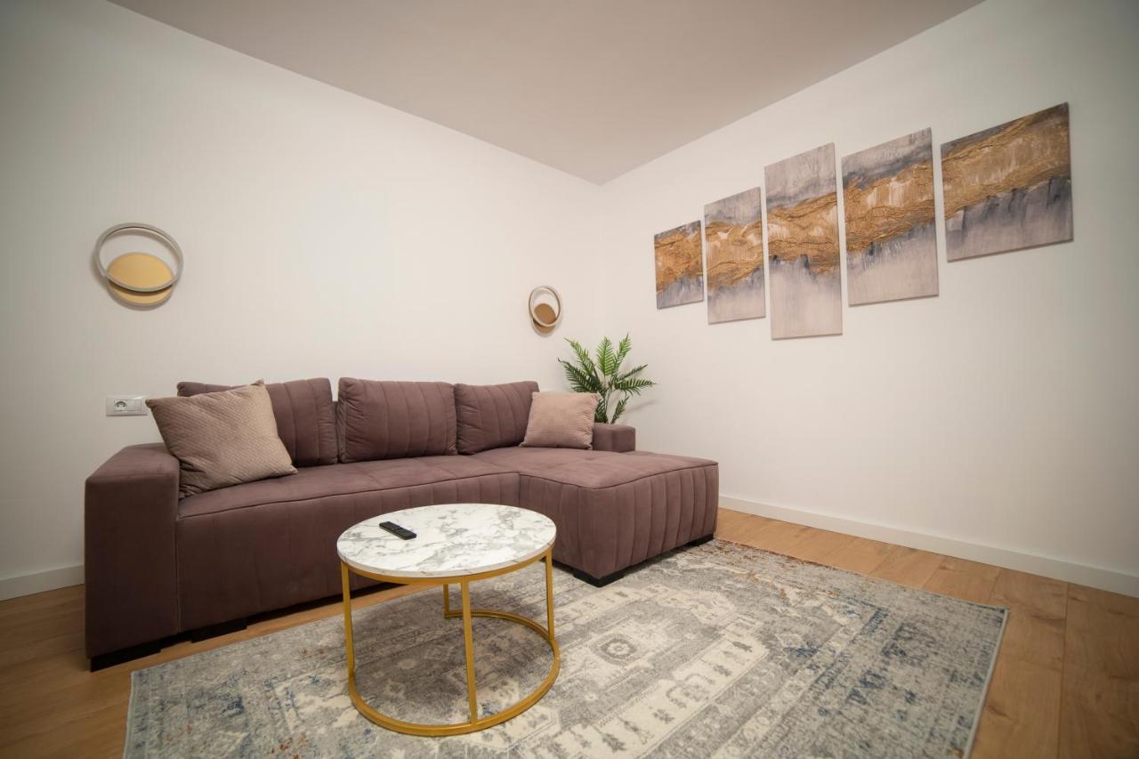 Coban Residence - A3 - Scandinavian Apartment Brașov Exterior foto
